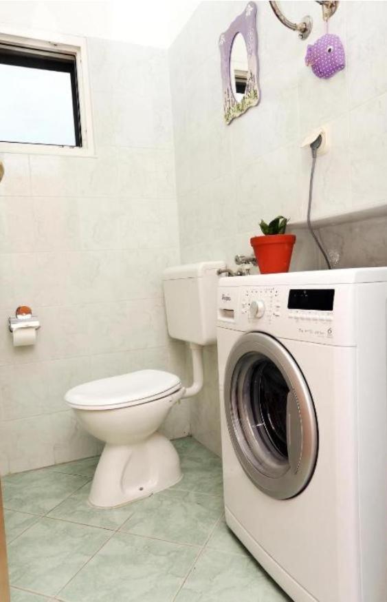 Vacation House Lavanda New! Heated Pool Zadvarje Ngoại thất bức ảnh