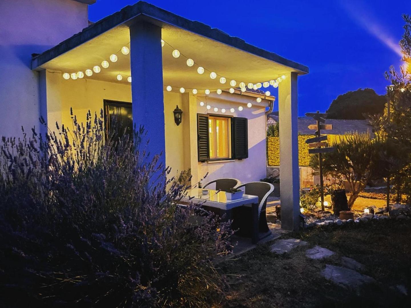 Vacation House Lavanda New! Heated Pool Zadvarje Ngoại thất bức ảnh