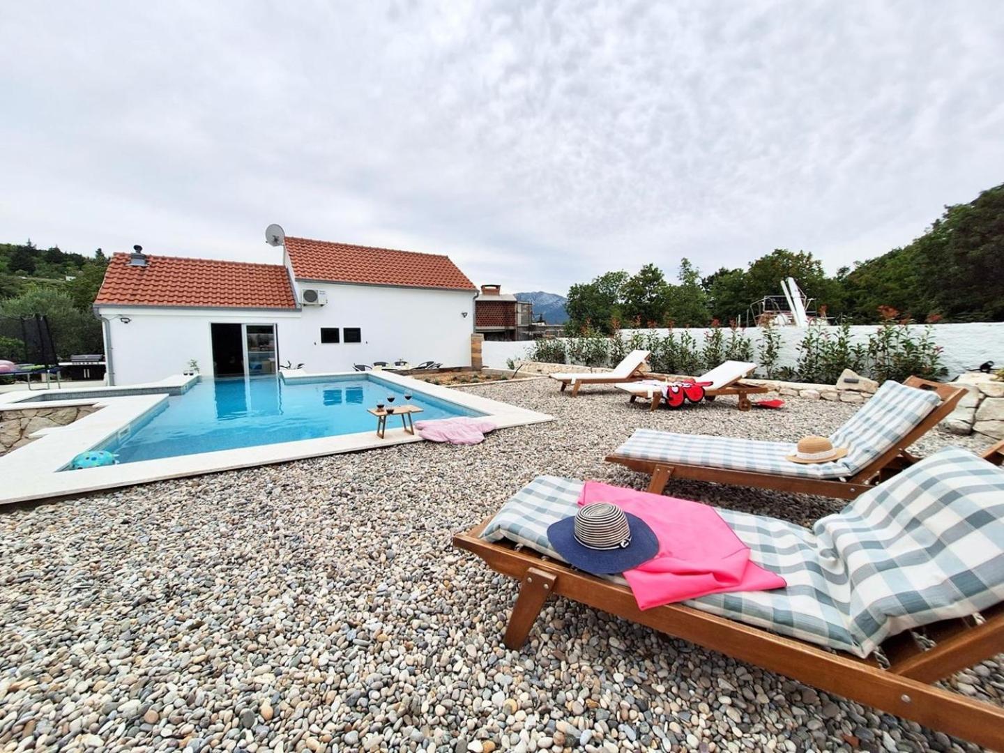 Vacation House Lavanda New! Heated Pool Zadvarje Ngoại thất bức ảnh